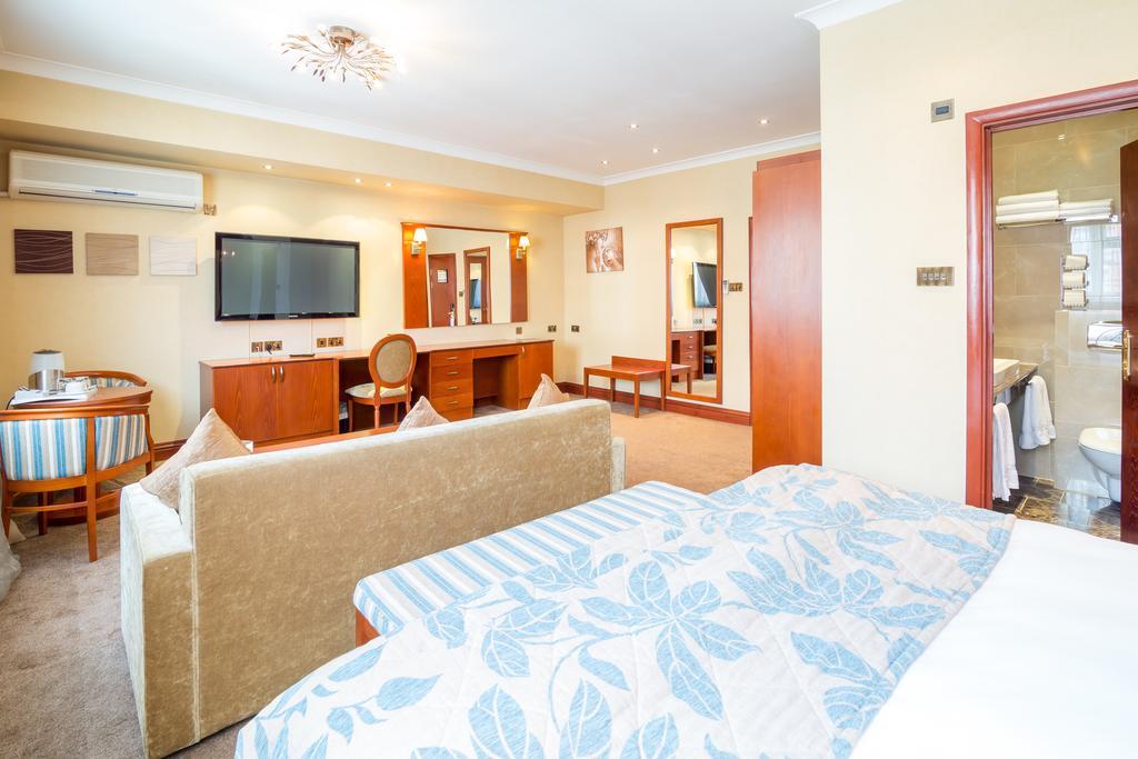 St Georgio Hostel Илфорд Екстериор снимка