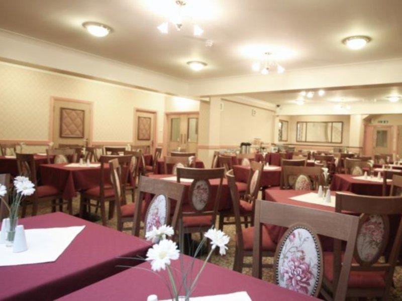 St Georgio Hostel Илфорд Екстериор снимка